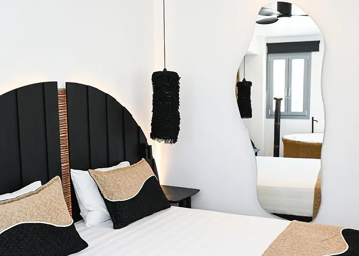 Astrea Relax Adamantas (Milos)